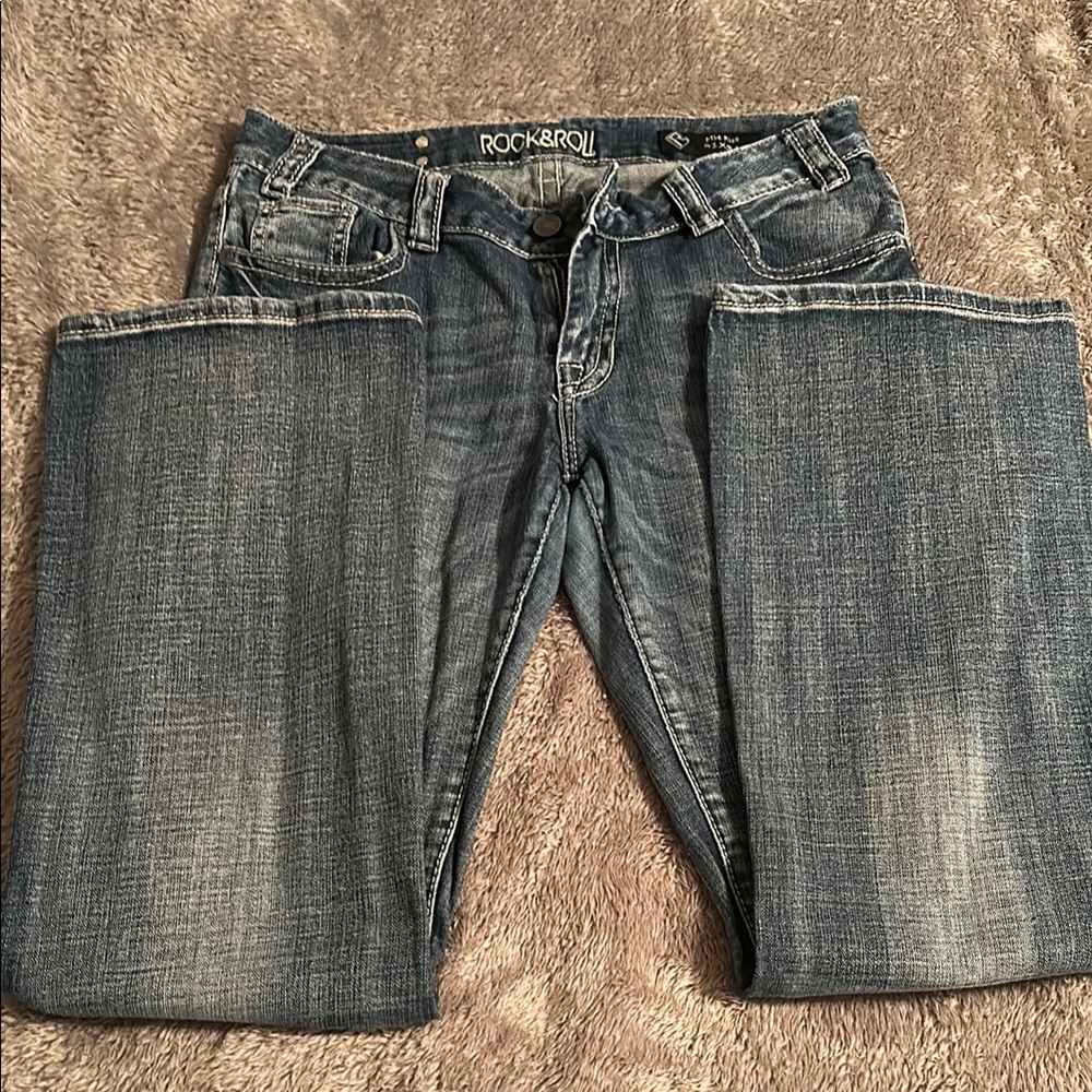Rock & Roll Cowgirl Bootcut jeans. Mid rise. Size 31 x 34 - Picture 7 of 10
